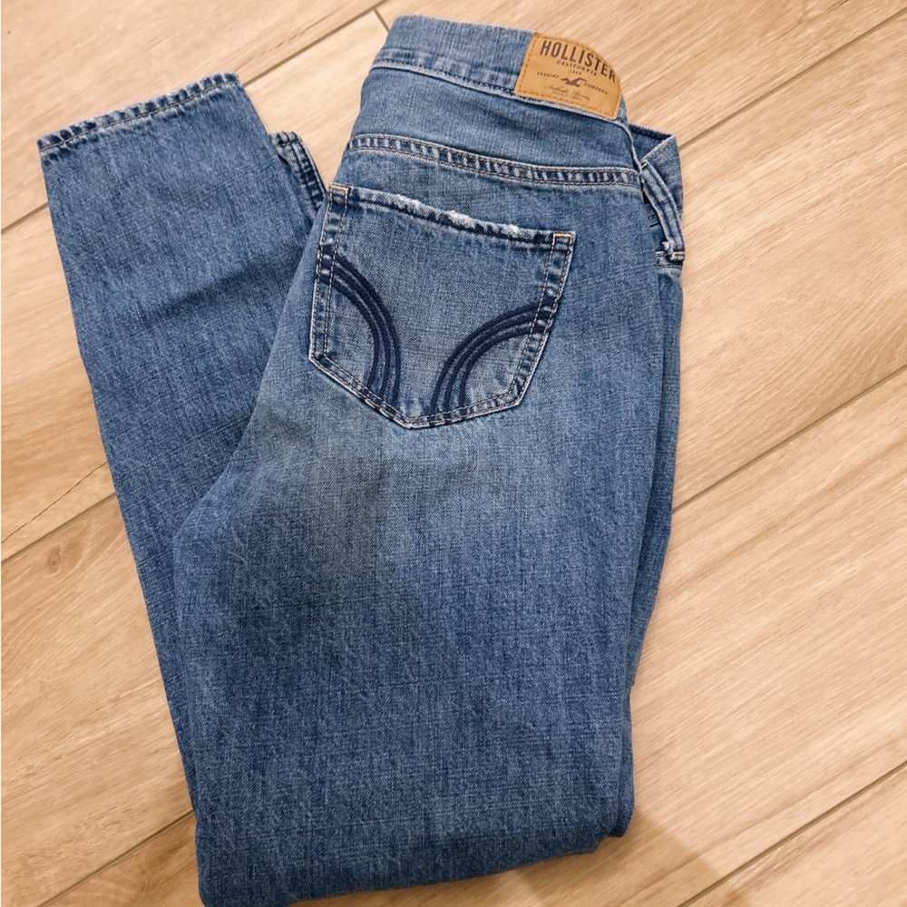 Hollister jeans